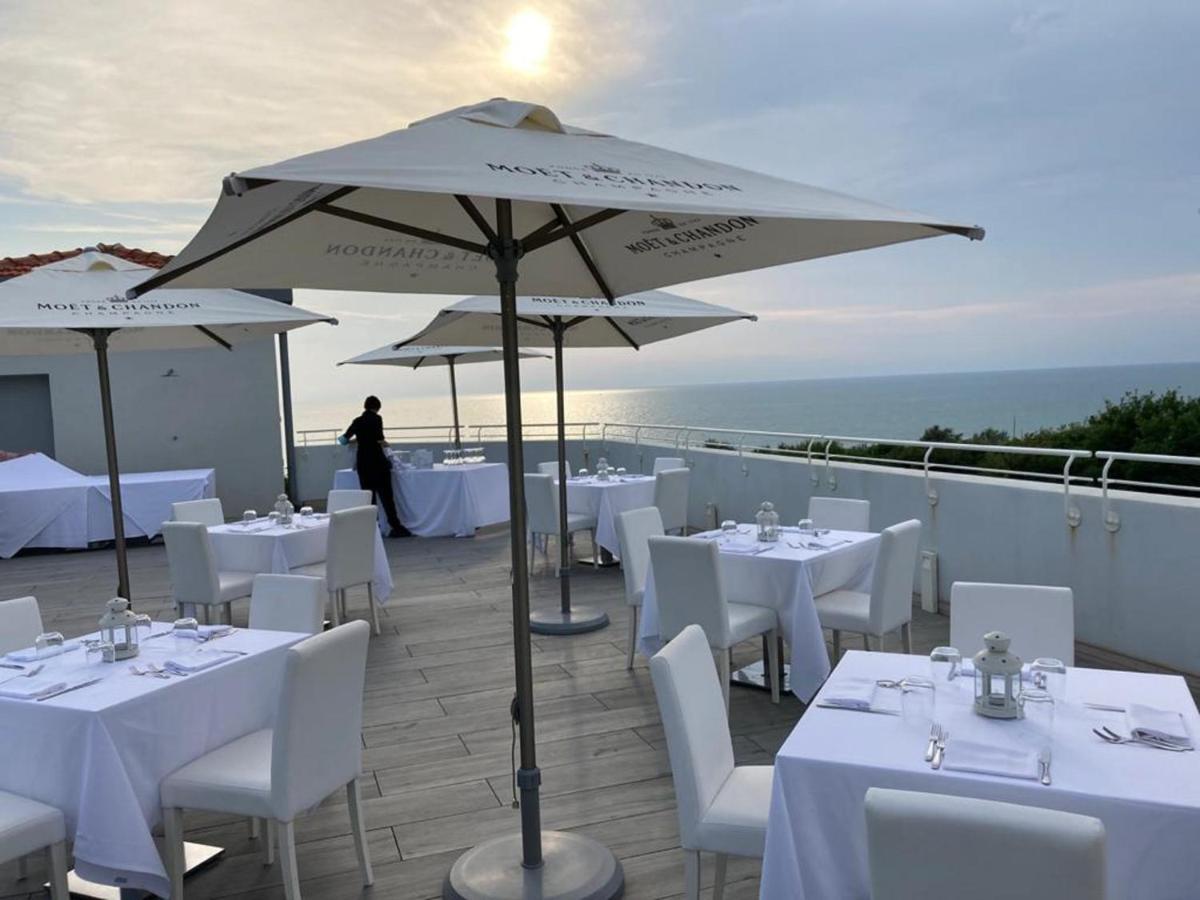 Toscana Charme Resort Tirrenia Kültér fotó The rooftop restaurant